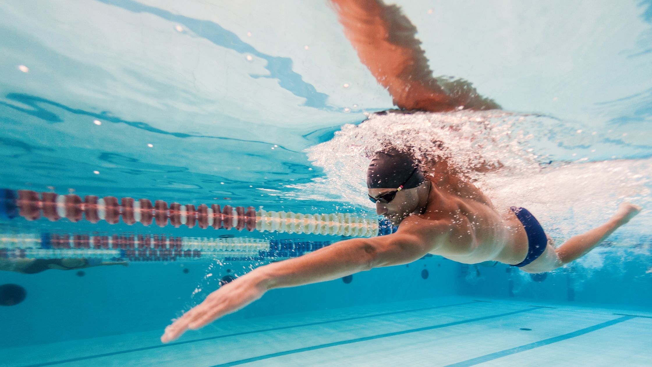 You are currently viewing 3 Essential Tips to Simulate a Stronger Open Water Swimming in the Pool